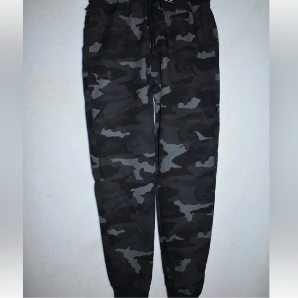 Under Armour Men's Sportstyle Elite Camo Printed Black Joggers 1376978